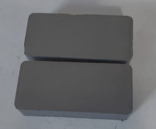 Black Square Ferrite Magnet | KENENG