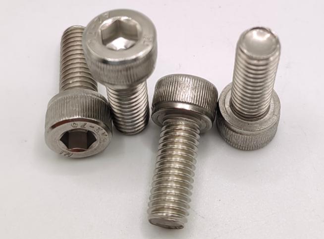 features of stainless steel bolt